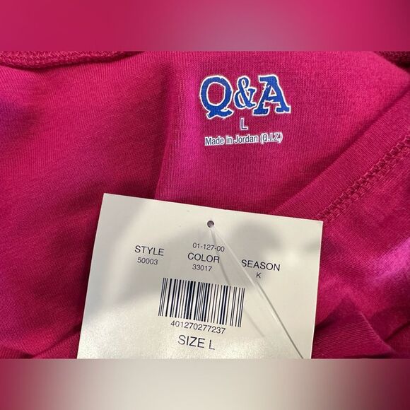 NWT Women's Pink V-Neck Top size large - Picture 4 of 4